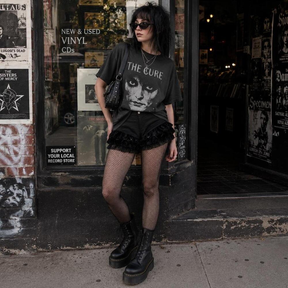 Blood Supply Black Lace Ruffle Shorts Goth Fairy Grunge Size L
